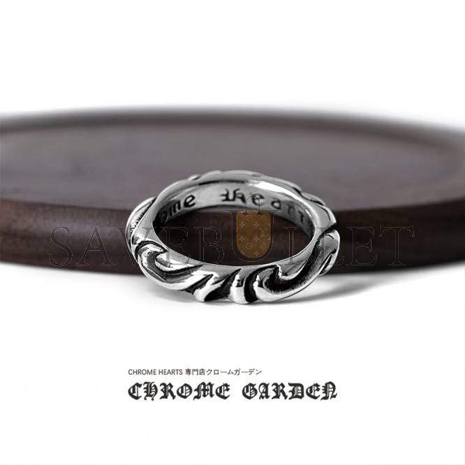 Ch**me He**ts scroll band ring