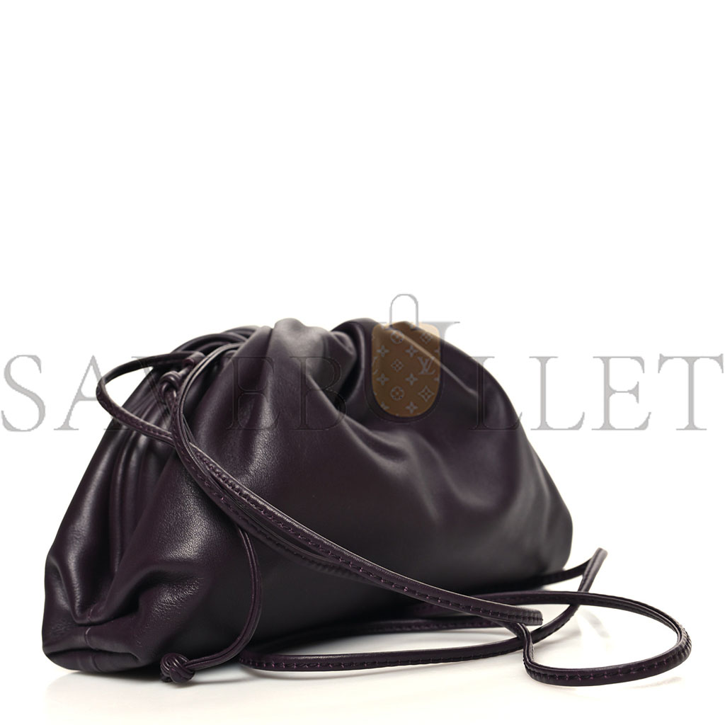 bo*te*ga Ve*ne*ta butter calfskin the mini pouch grape (22*14*6cm)
