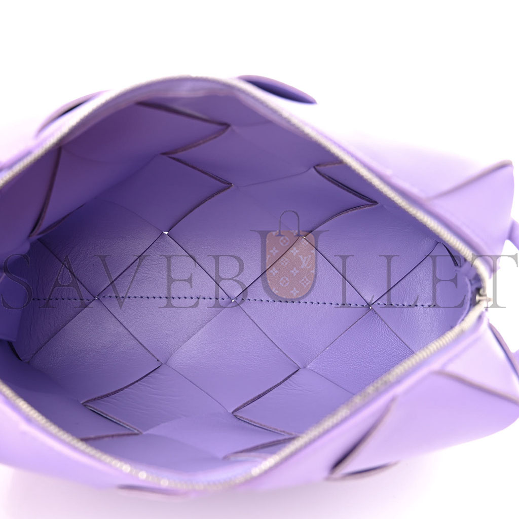 bo*te*ga Ve*ne*ta lambskin maxi intrecciato small cassette camera bag wisteria (22*17*7cm)