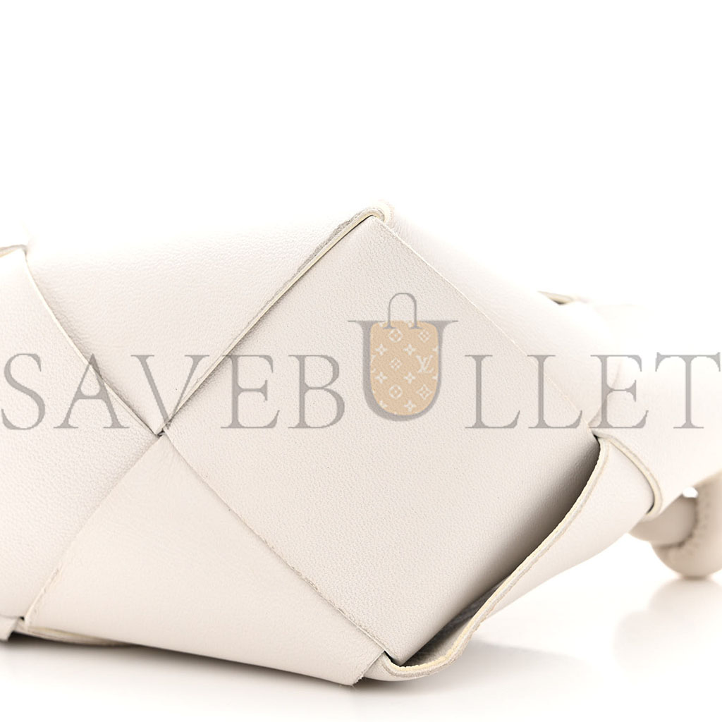 bo*te*ga Ve*ne*ta nappa maxi intreccio exploded shoulder bag chalk (21*12*8cm)