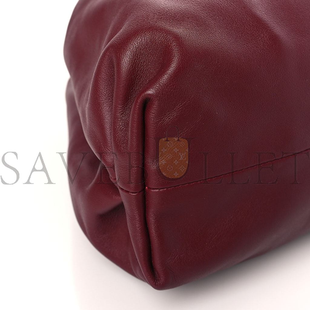 bo*te*ga Ve*ne*ta smooth butter calf the pouch oversized clutch bordeaux (37*21*8cm)