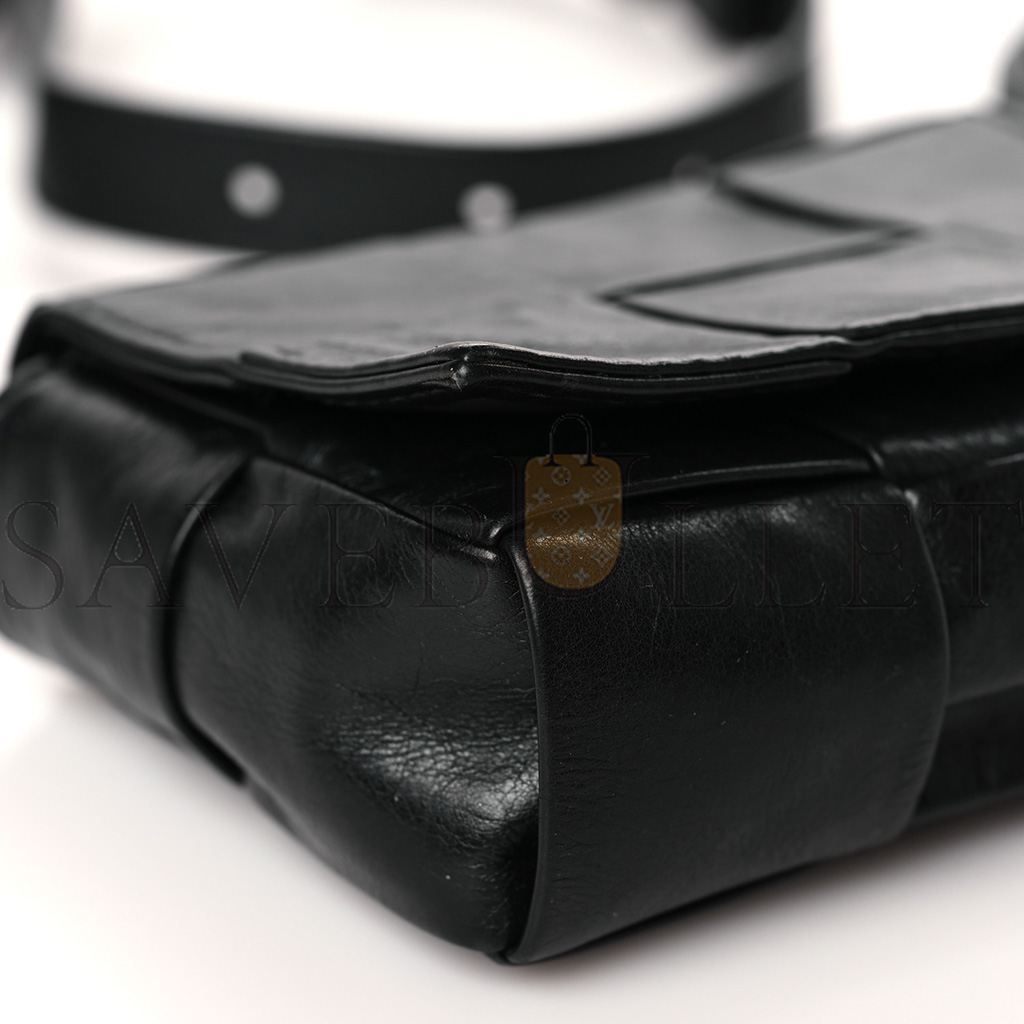 bo*te*ga Ve*ne*ta paper calfskin maxi intreccio extra mini cassette crossbody bag black (13*9*5cm)