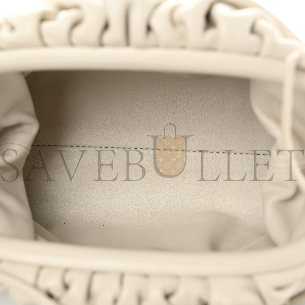 bo*te*ga Ve*ne*ta butter calfskin the mini pouch plaster (23*11*5cm)