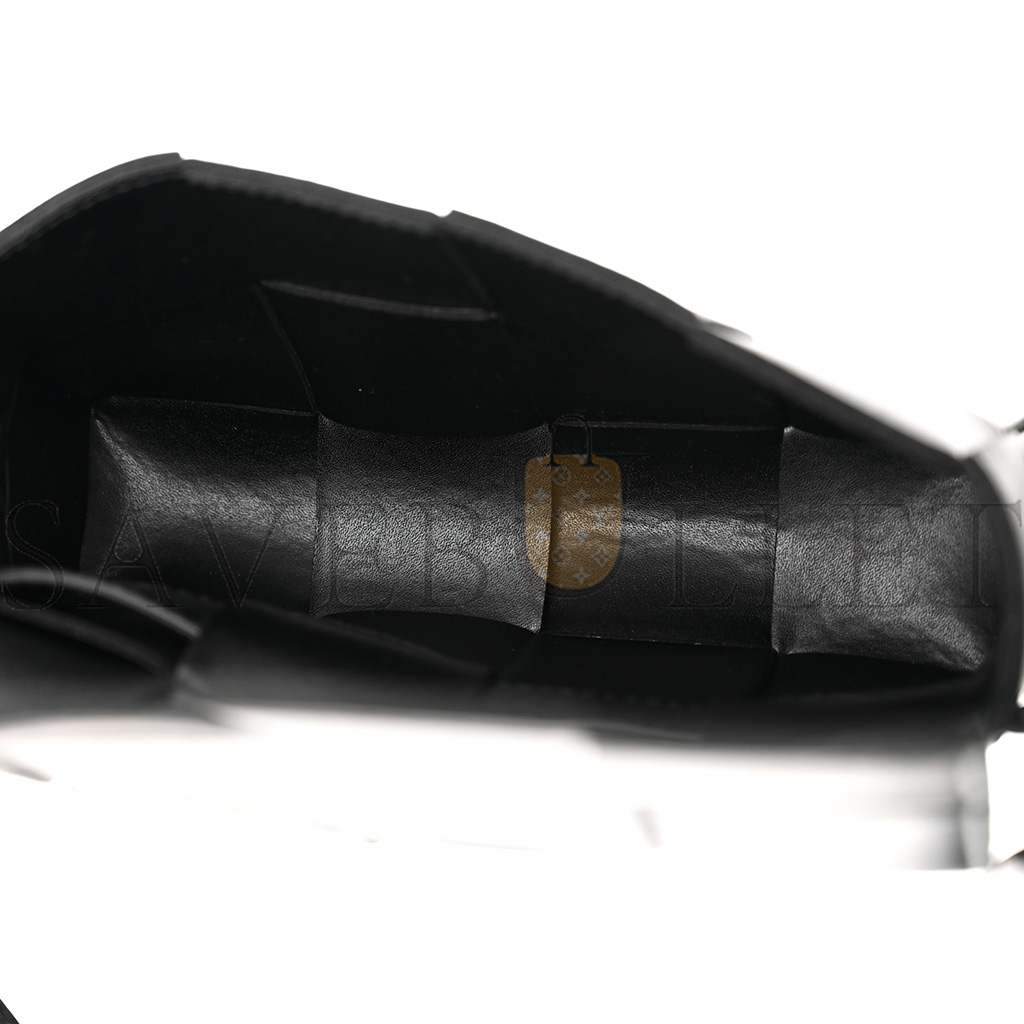 bo*te*ga Ve*ne*ta nappa maxi intreccio the belt cassette bag black (18*5*10cm)