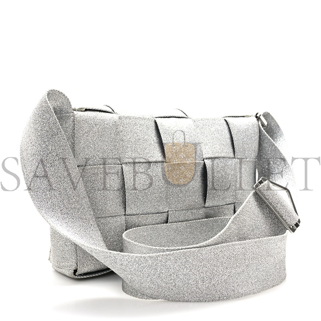 bo*te*ga Ve*ne*ta webbing maxi intrecciato cassette bag silver (23*15*5.5cm)