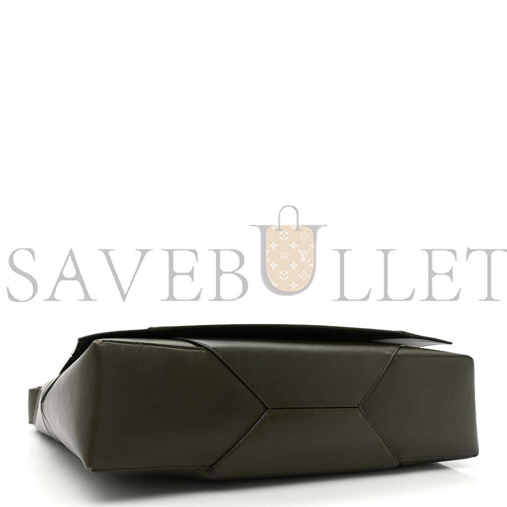 bo*te*ga Ve*ne*ta lambskin maxi intrecciato messenger bag (23*15*6cm)