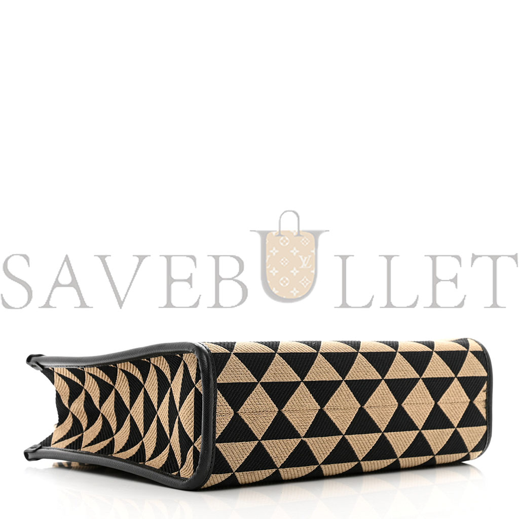 Pra*a jacquard saffiano triangolo symbole embroidered small tote black corda (29*22*9cm)