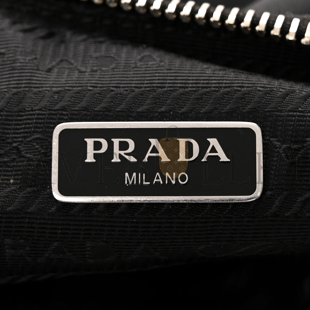 Pra*a nylon re-edition 2005 shoulder bag black (22*18*6cm)