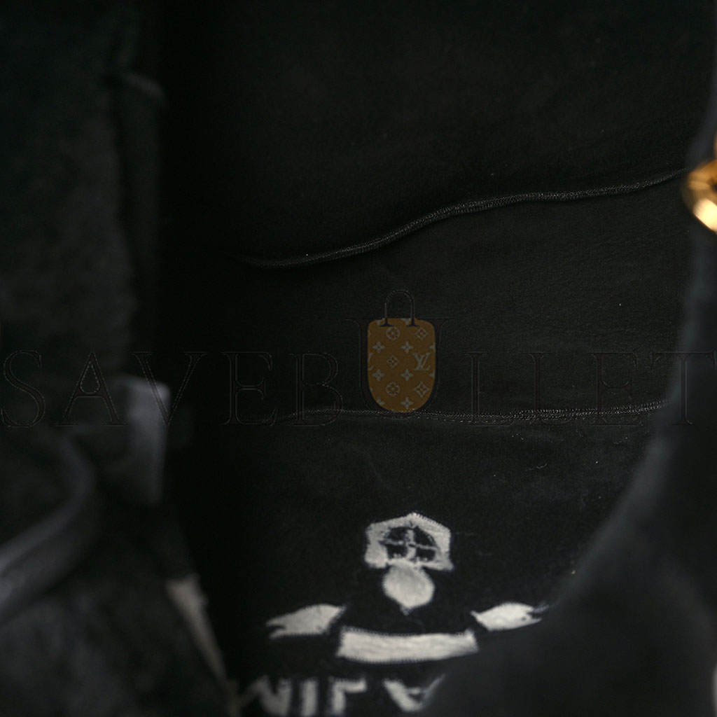 Pra*a shearling logo mini tote black white (25*23*9cm)