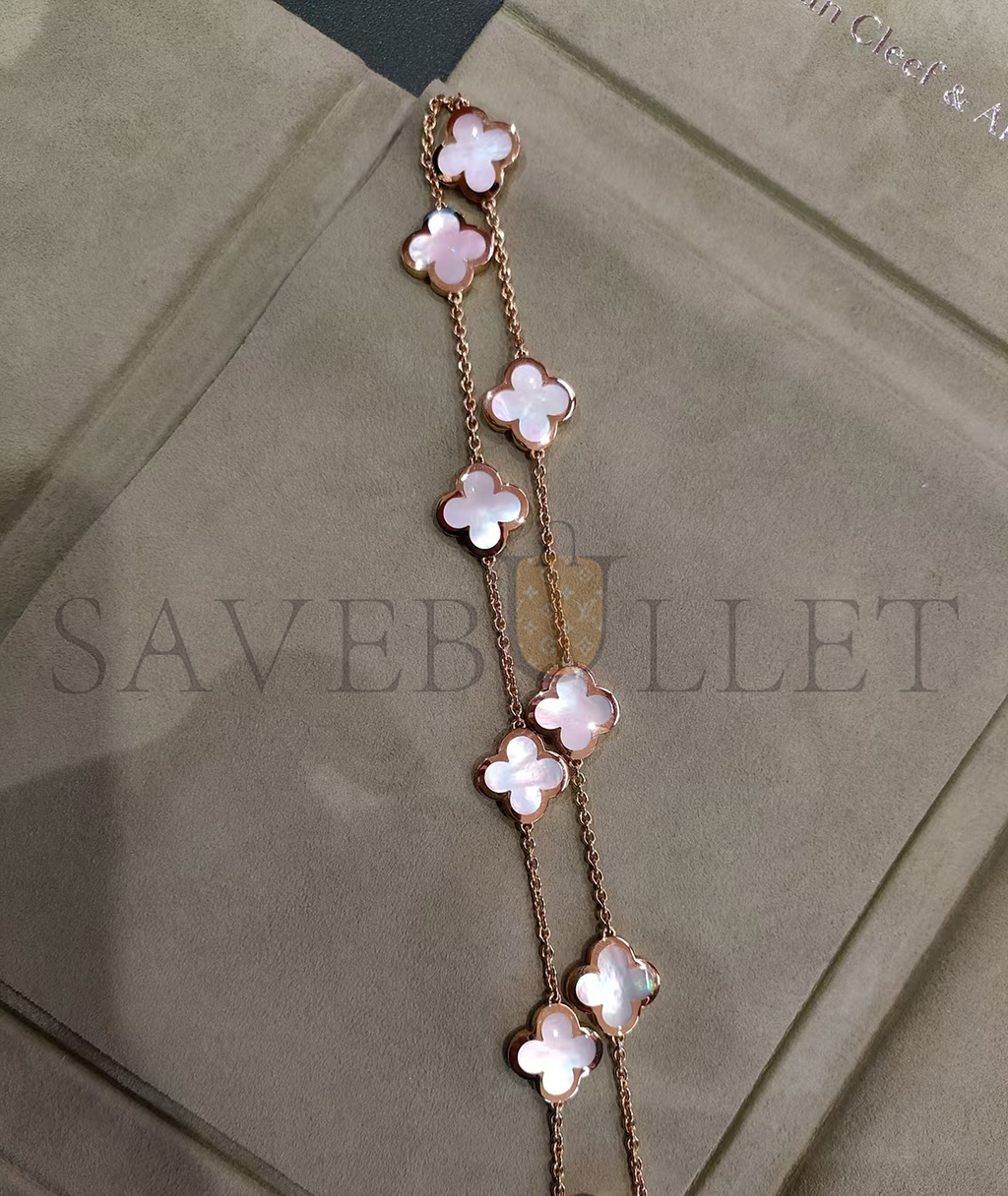 V*N CL*F arpels pure alhambra necklace, 9 motifs - yellow gold, mother-of-pearl  vcara37800