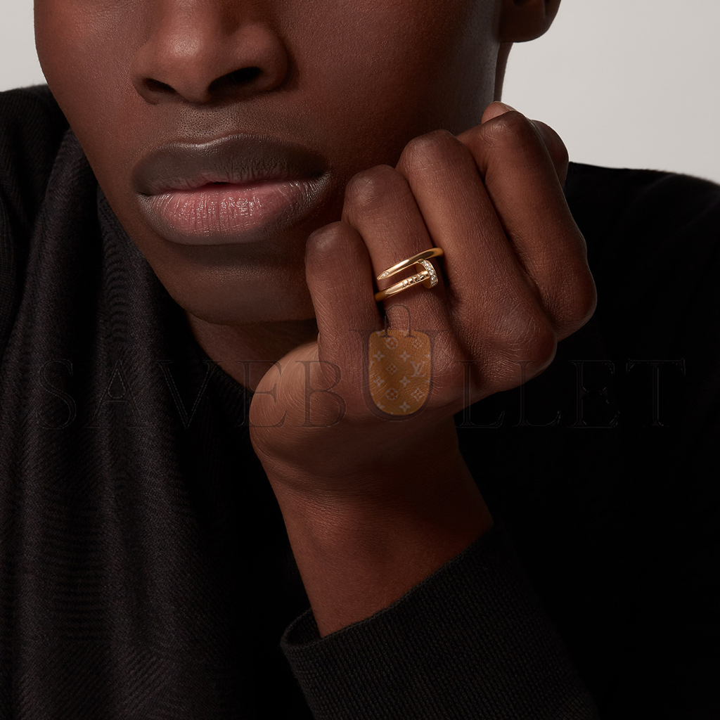 Ca*t*er juste un clou ring b4216900