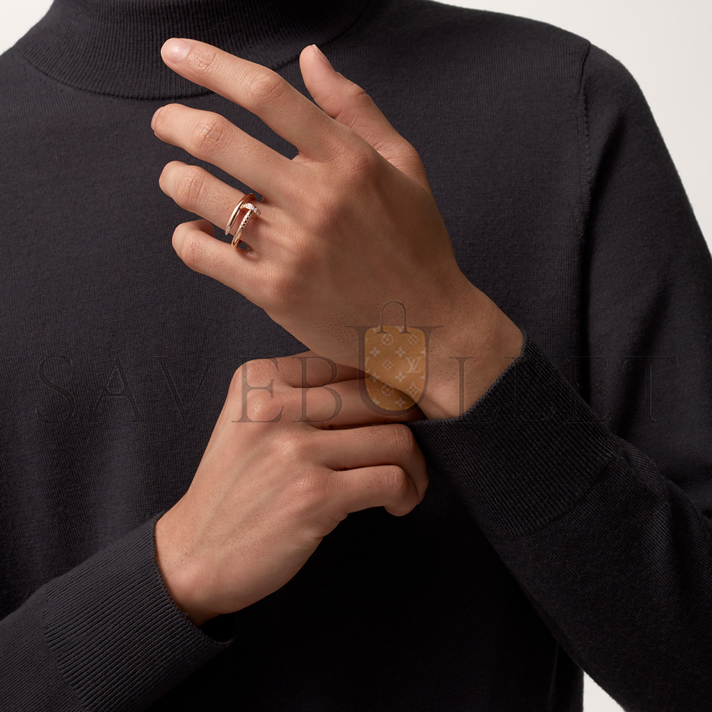 Ca*t*er juste un clou ring b4094800