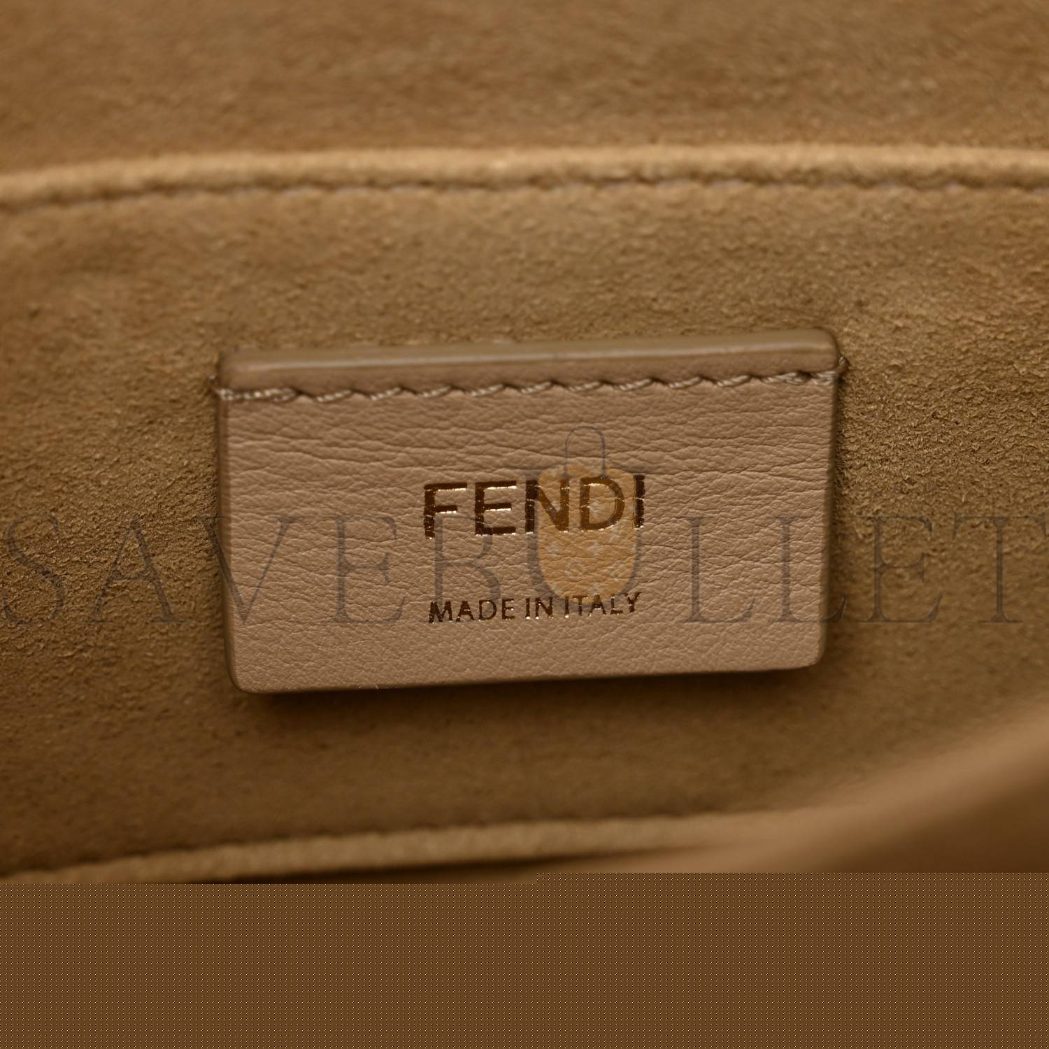 F**di vitello liberty bi-color ff 1974 embossed small kan u shoulder bag maya black (19*15*9cm)