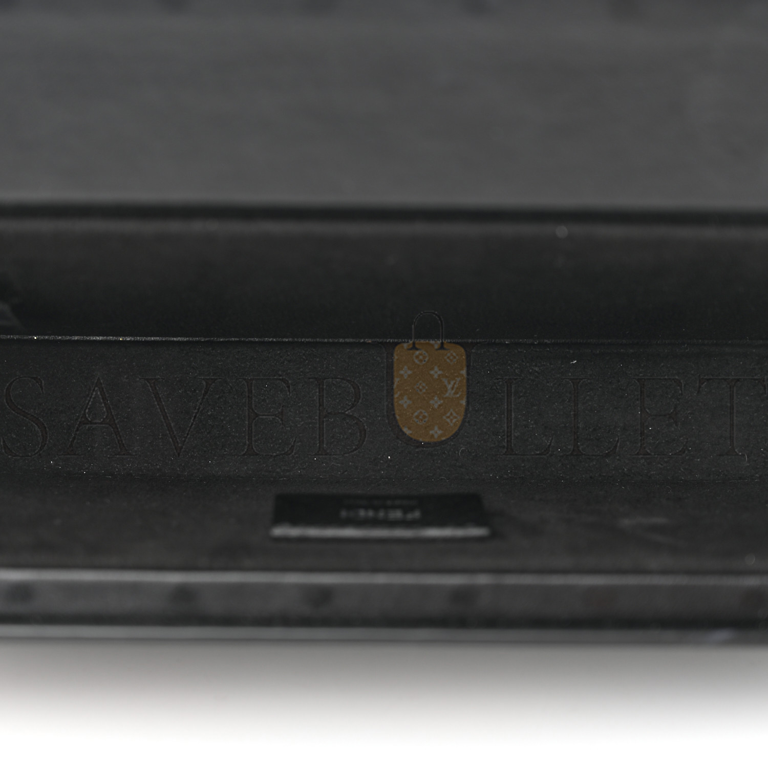 F**di vitello grace light logo horizontal box crossbody bag black (24*11*5cm)