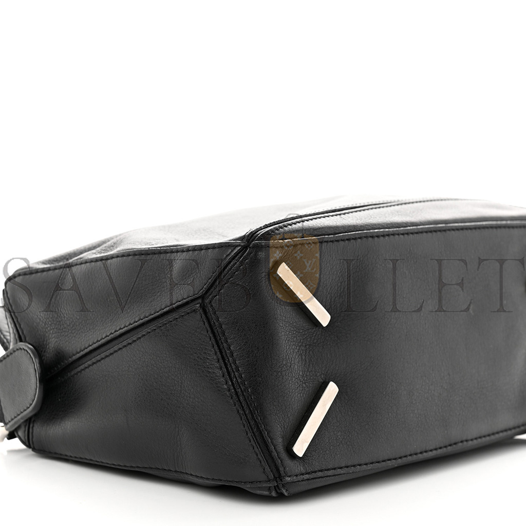 l*ew* calfskin small puzzle bag black (24*16.5*10.5cm)