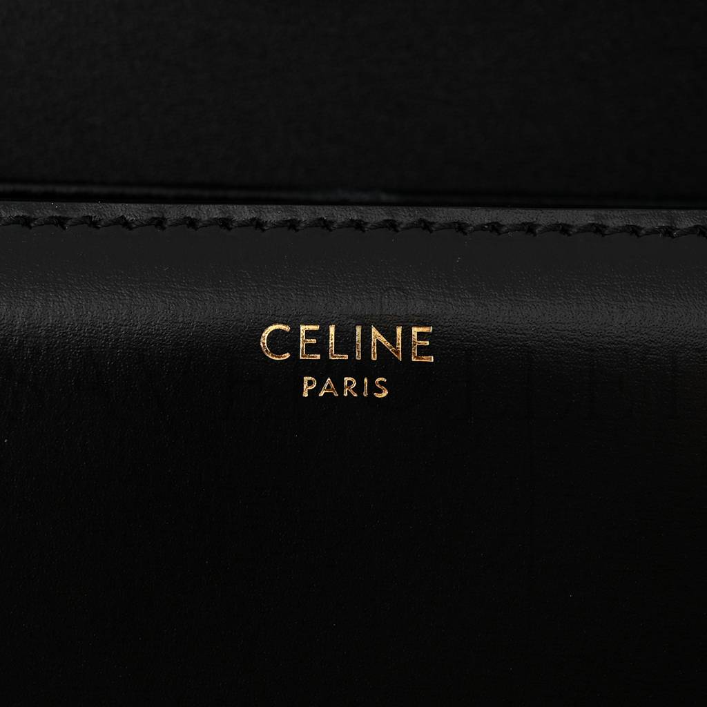 Ce**e shiny calfskin teen triomphe black (19*14*6cm)