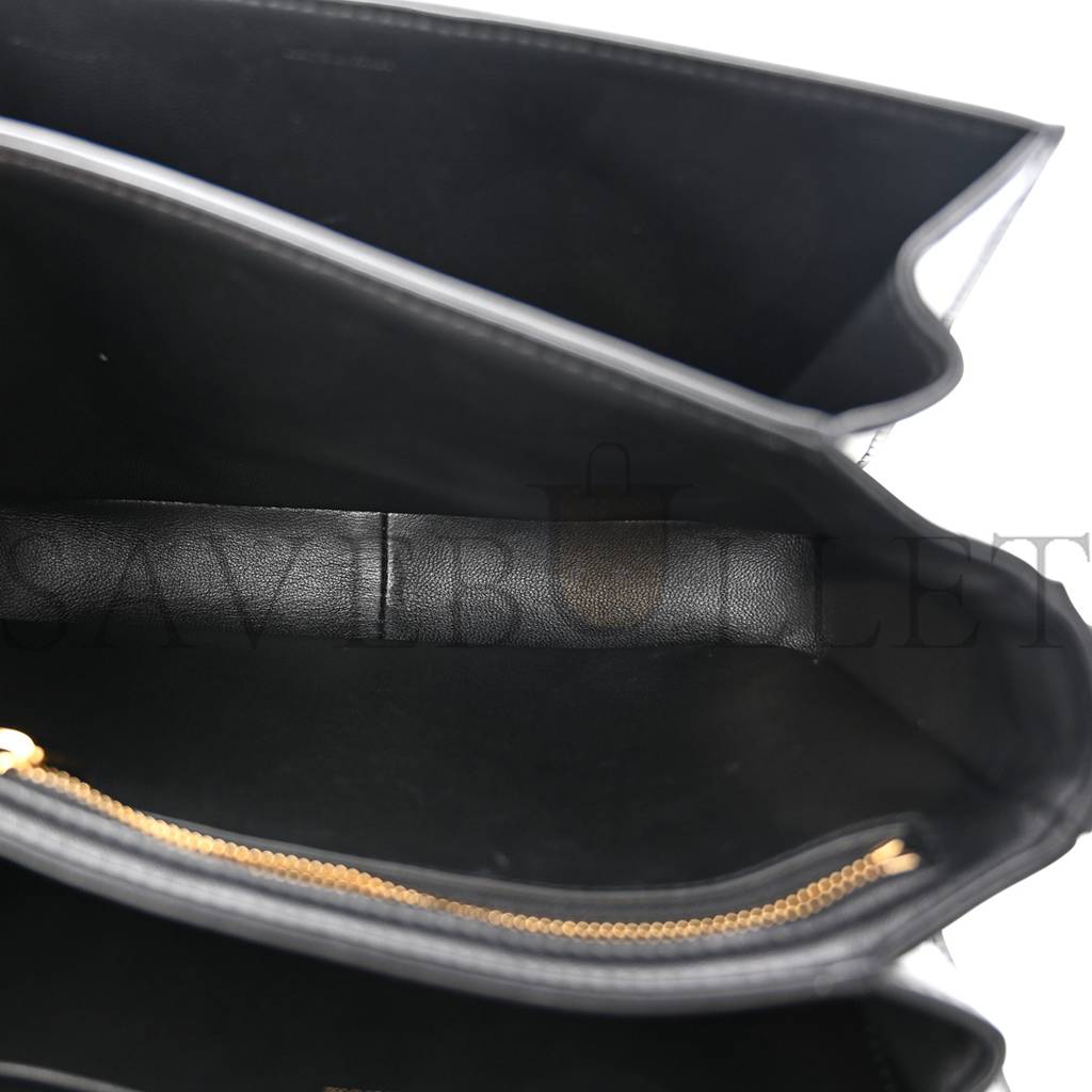 Ce**e shiny calfskin medium triomphe black (23*15*5cm)