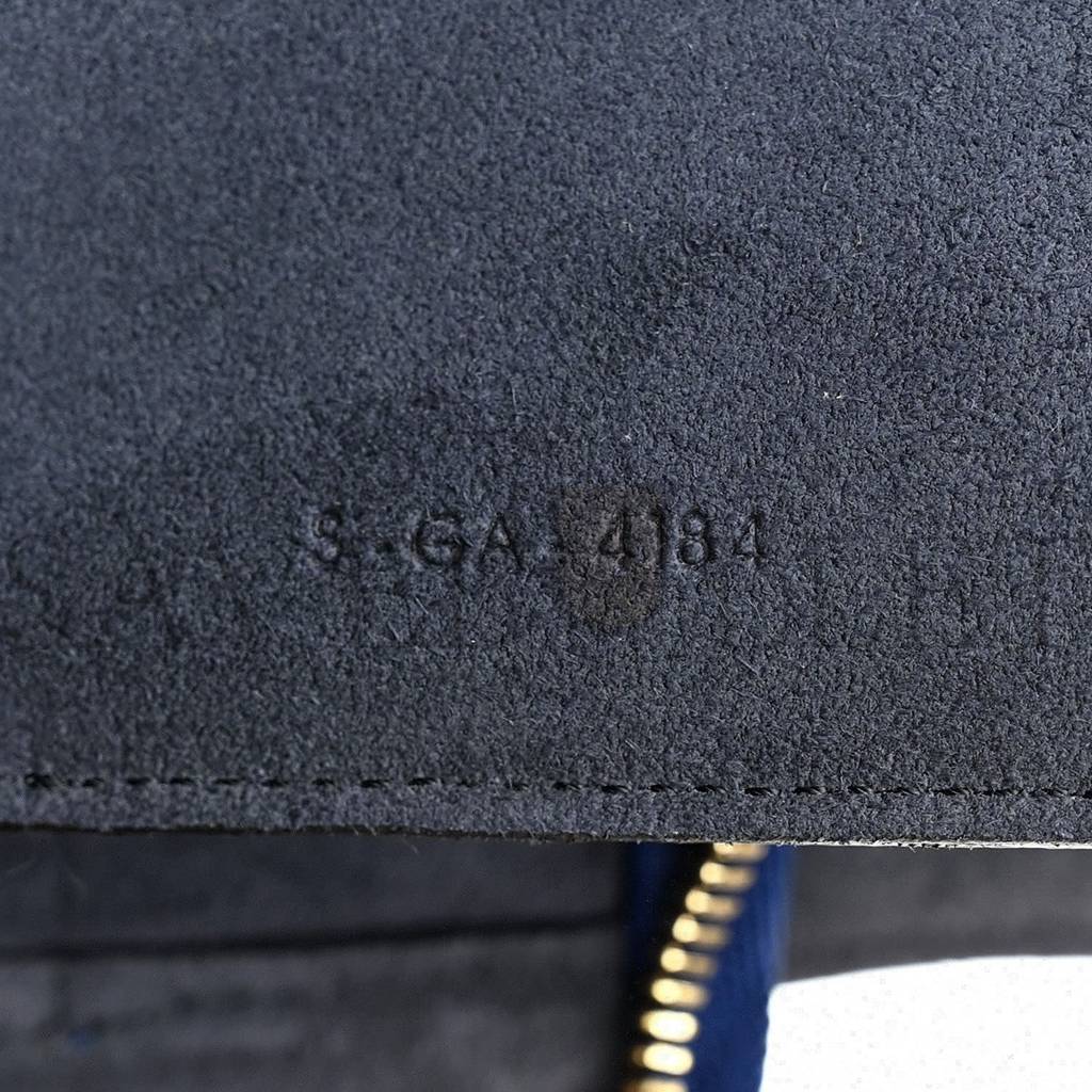 Ce**e grained calfskin mini belt bag indigo (28*23*16cm)