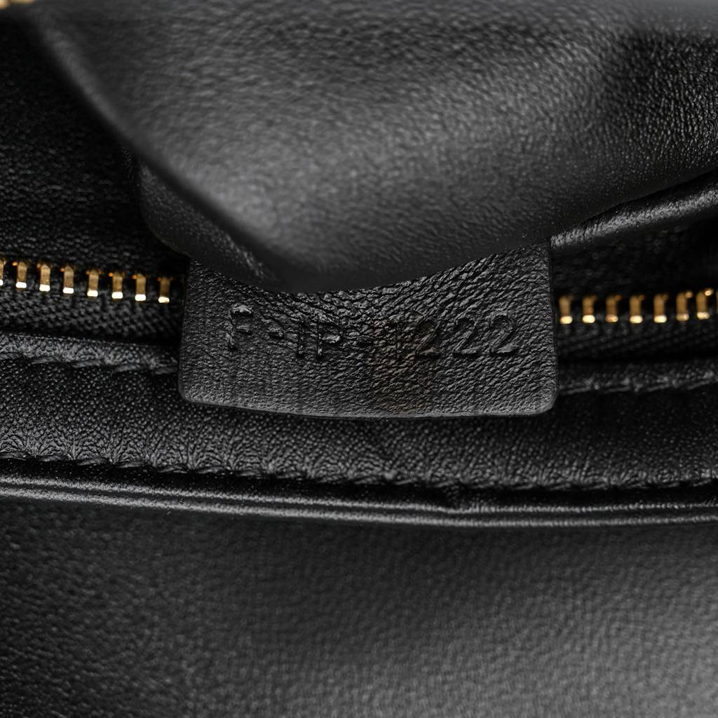 Ce**e shiny calfskin teen triomphe black (18*13*7cm)