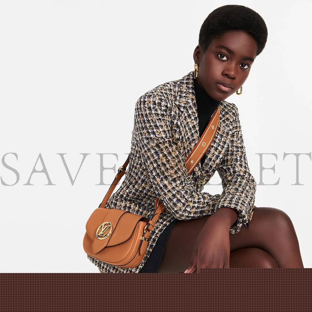 l**is V*t*n pont 9 m56456 (23*15*8cm)