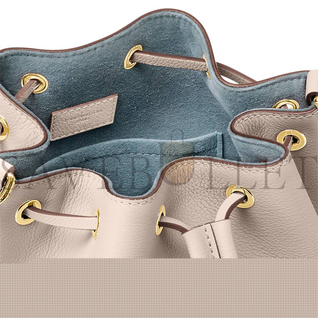 l**is V*t*n lockme bucket m57688 (23.1*23.1*16cm)