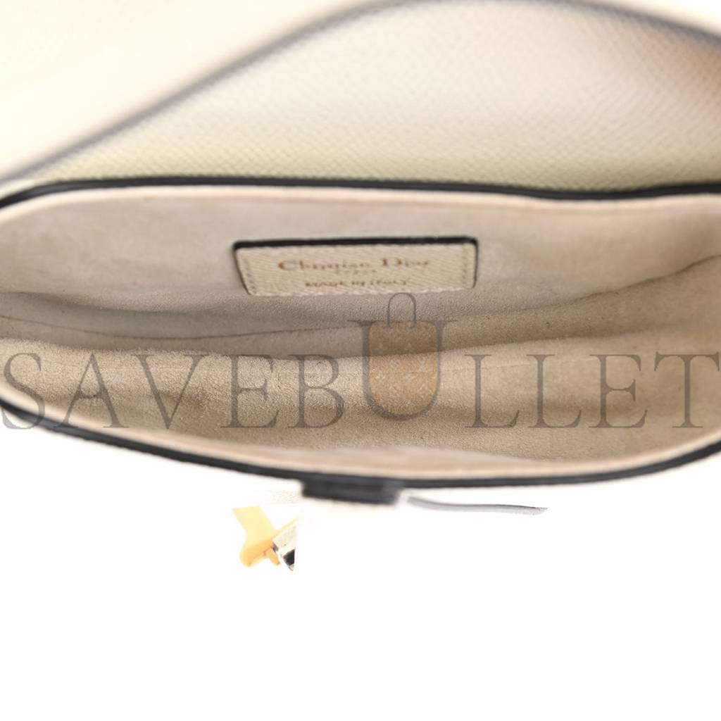 D*or grained calfskin mini saddle bag white (19 x 15 x 6 cm)