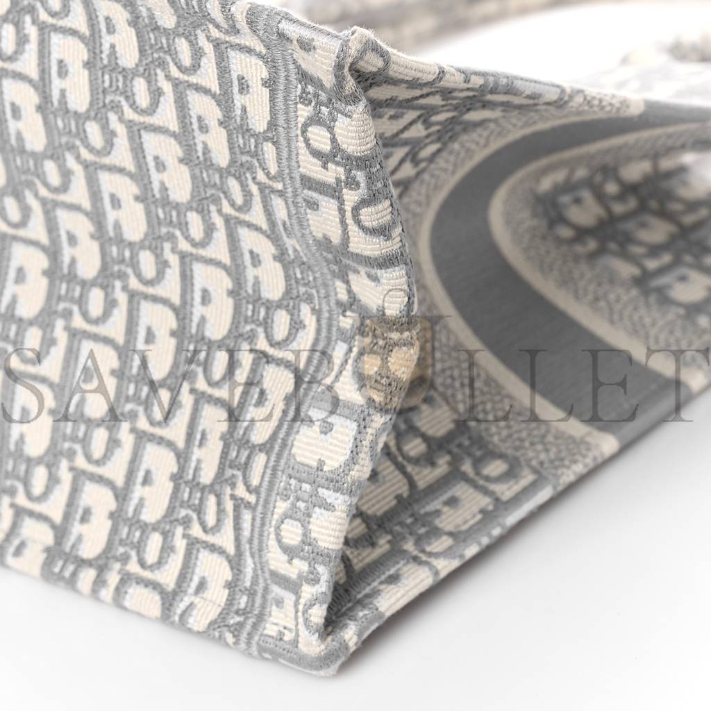 D*or oblique medium book tote grey (36*27*14cm)