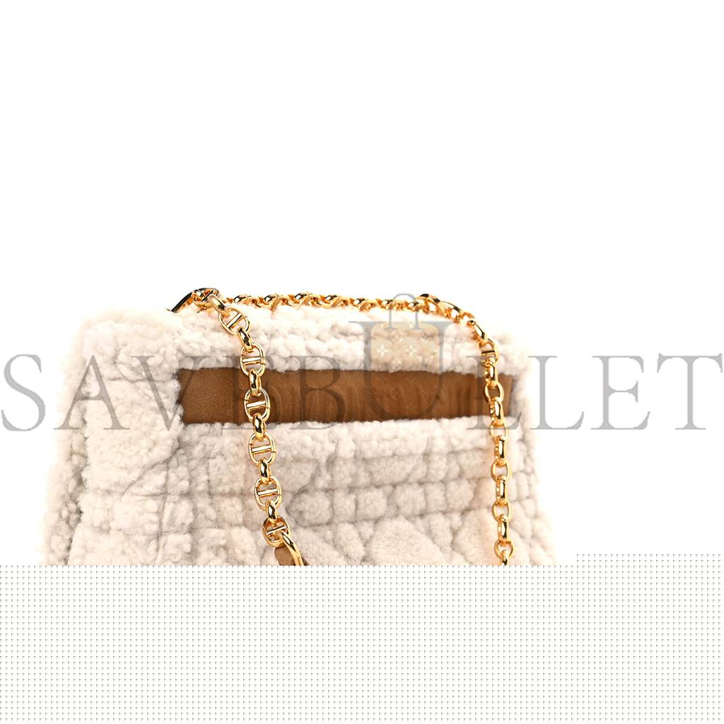 D*or shearling cannage medium caro bag natural (29*17*9.5cm)