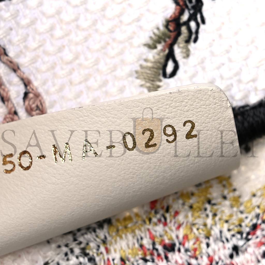 D*or canvas jardin botanique embroidered medium book tote multicolor (36*27*17.1cm)