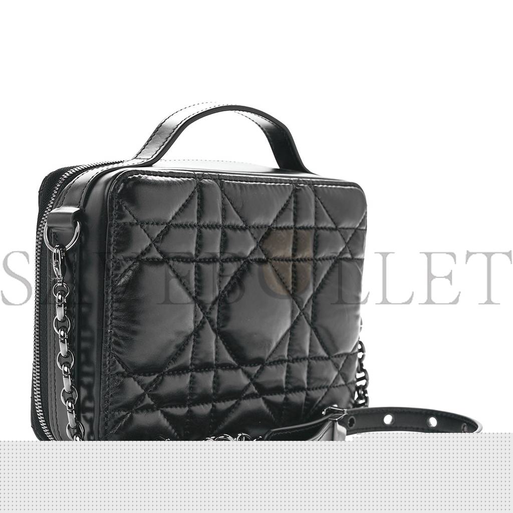 D*or calfskin macro-cannage caro box bag black (20*11*5.1cm)