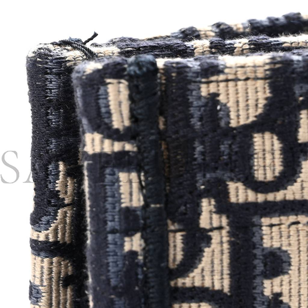 D*or oblique large book tote blue multicolor (42*35*17.8cm)